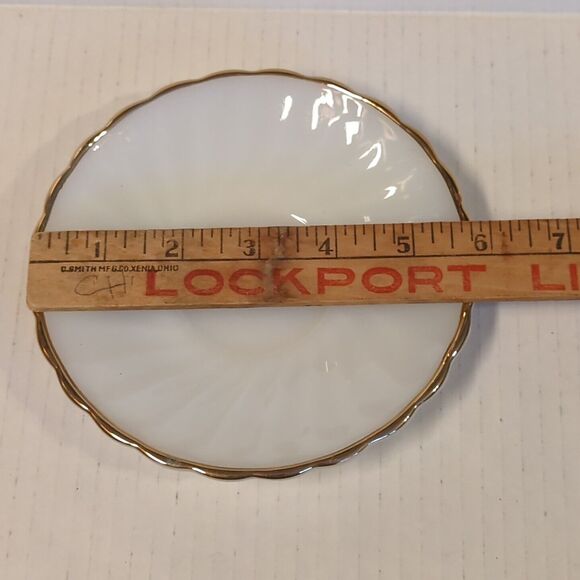 Anchor Hocking Suburbia Milk Glass Teacup And Saucer Gold Rim Vintage Set 2 - Picture 6 of 7